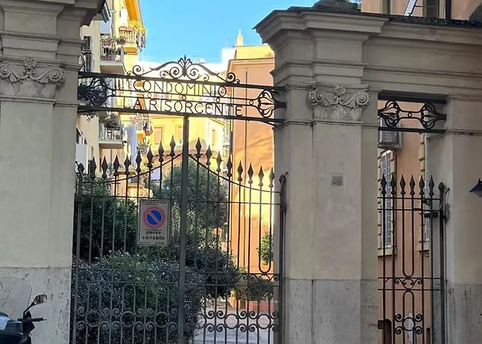 Martino Termini Homestay *